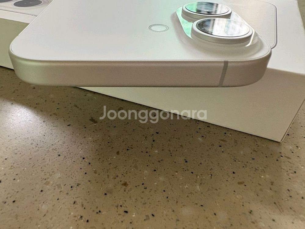 (평택)아이폰16 256 실버화이트 자급제 배터리100--2