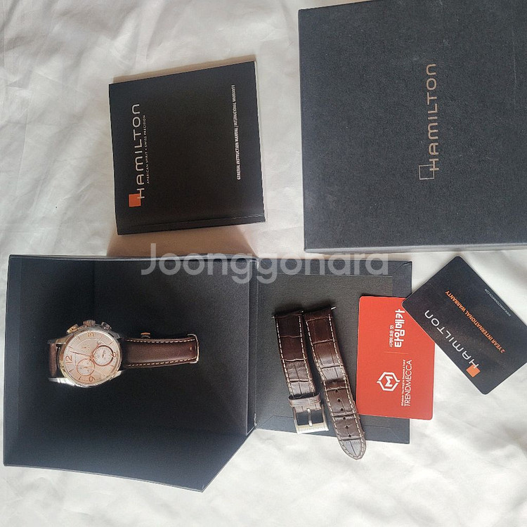 해밀턴 재즈마스터 크로노그래프 쿼츠 42mm--1