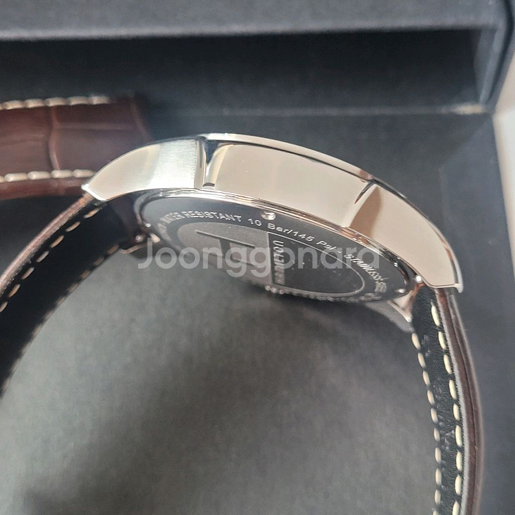 해밀턴 재즈마스터 크로노그래프 쿼츠 42mm--5