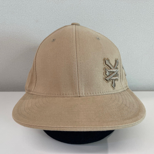 주욕 ZOO YORK 토널 OG 피티드 캡 베이지