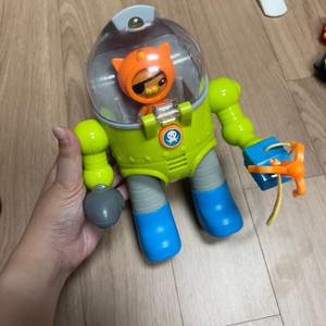 옥토 점보슈트(정품, 파란슈트 당근 없음)