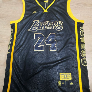 코비 브라이언트 유니폼(XL)