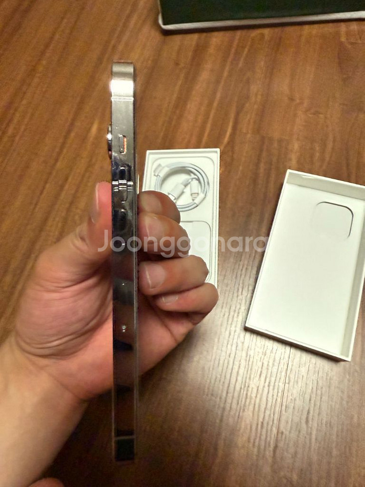 아이폰 14 프로 128GB 실버 판매합니다--5