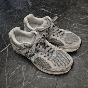 뉴발란스 2002 남녀공용 런닝화 그레이 245