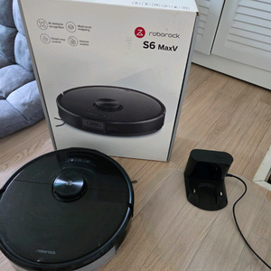 로보락 s6maxv 부품용으로 팝니다