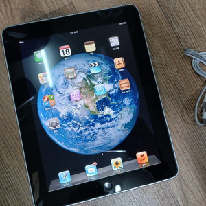 iPad A1219 태블릿 10인치 16GB 액정살짝금