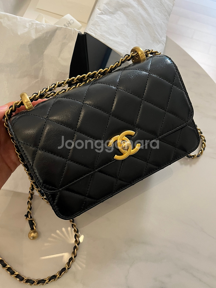 샤넬 미니 플랩백 볼체인 희귀 인기템 청담샤넬매장 정품--2