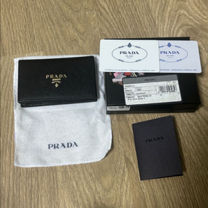 프라다 사피아노 지갑