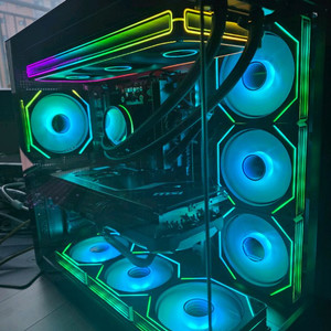 라이젠7 9800X3D RTX5080 새상품본체