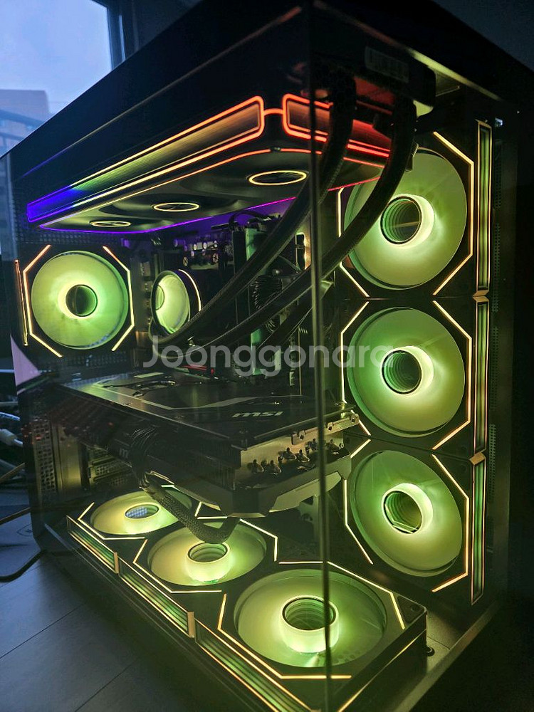 라이젠7 9800X3D RTX5080 새상품본체--2