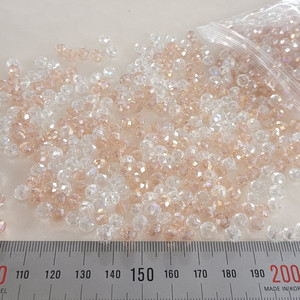 크리스탈 2색 7미리 피치/투명 약800개 일괄