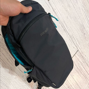 Pagsafe 팩세이프 에코 슬링 백 12L