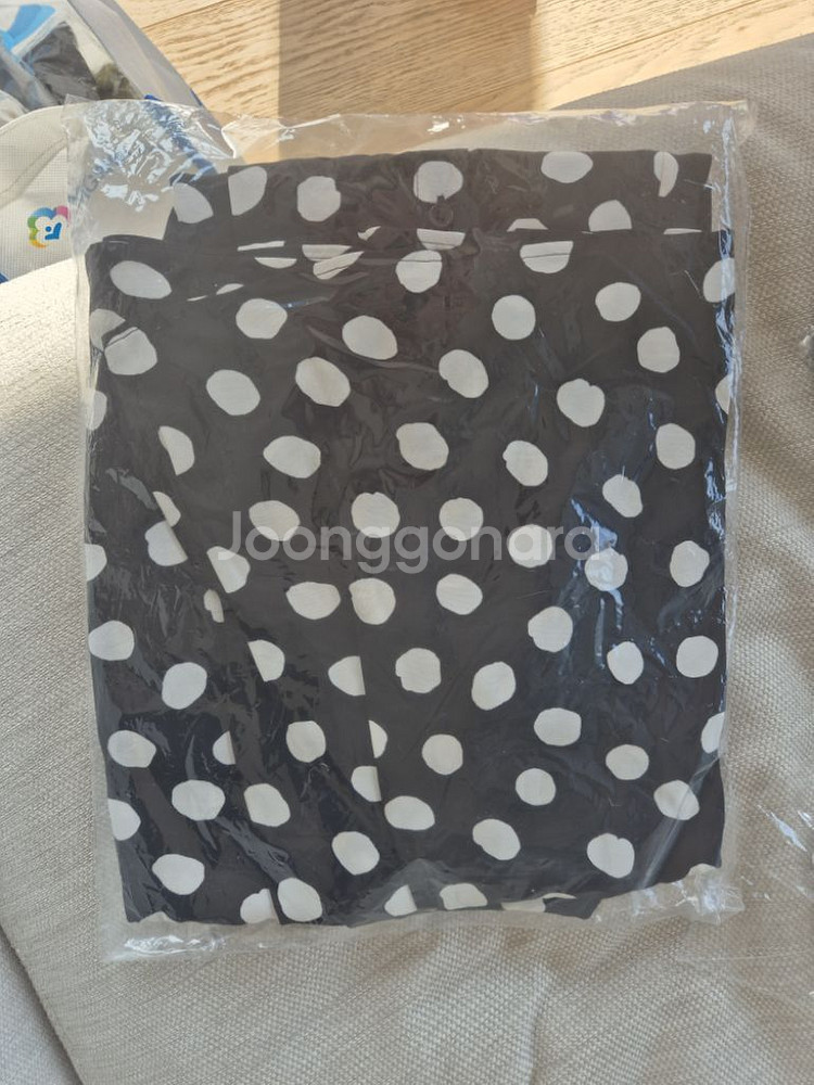 (새상품) 끌로디피에로 빅도트 셔츠 롱원피스 38사이즈--4