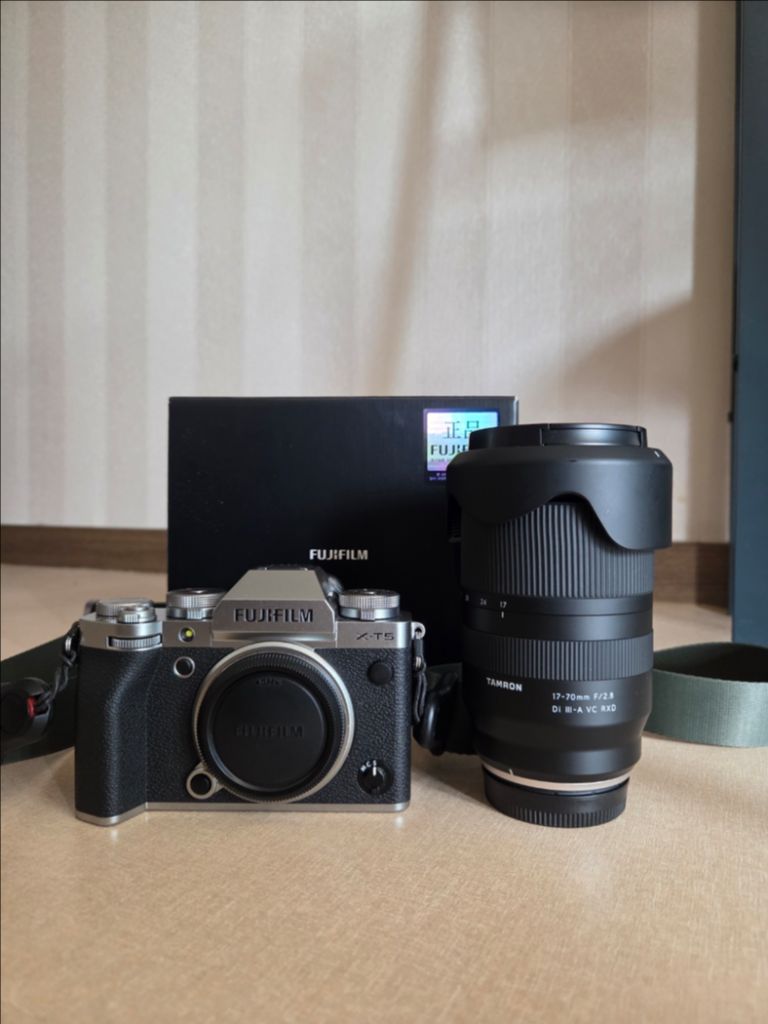 Xt5 + 17 70 f2.8 팝니다!