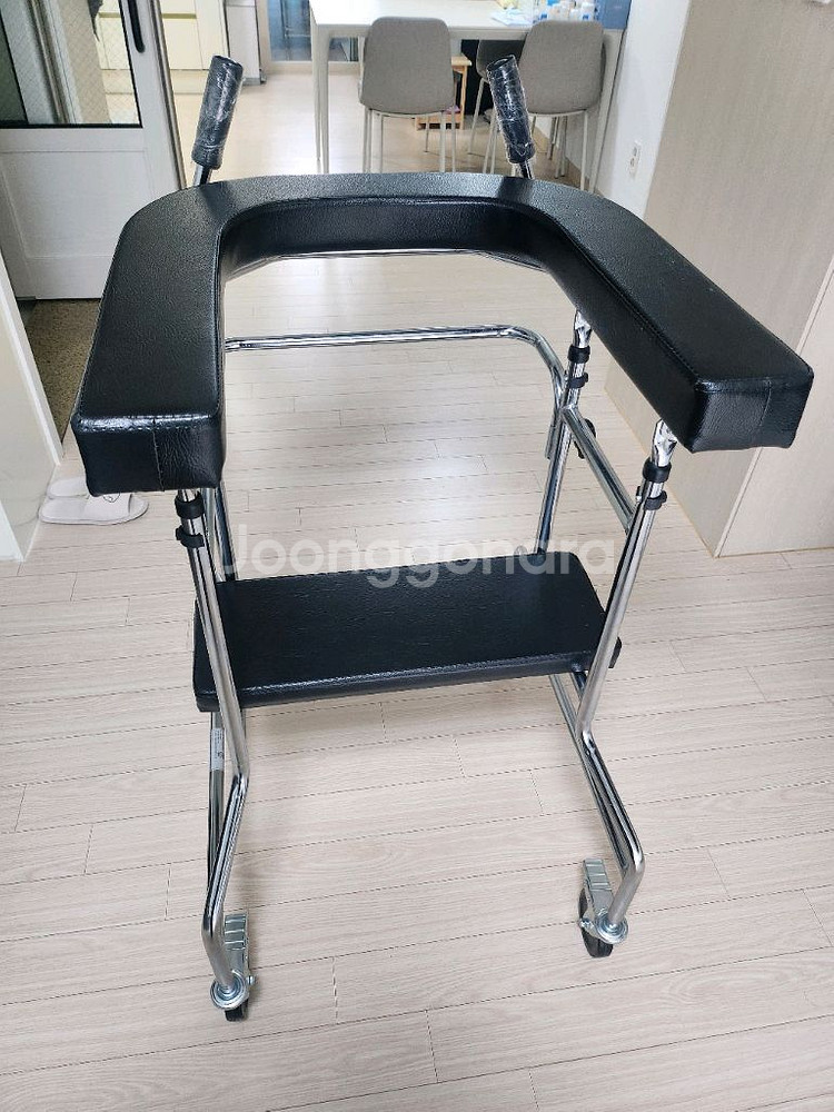 어르신 보조기(새상품)--1