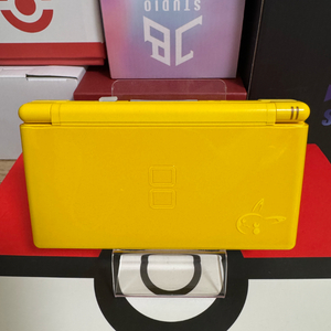 닌텐도 ds lite 포켓몬센터피카츄 에디션 B급