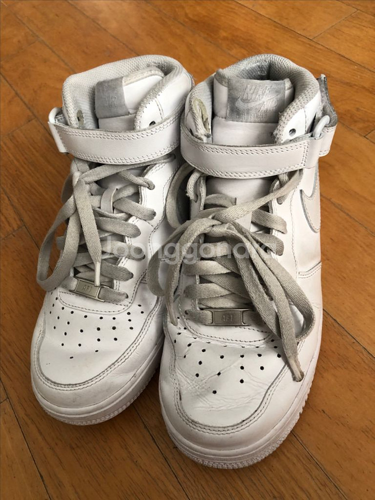 나이키 에어포스1 07 트리플화이트 올백 미드 250--1