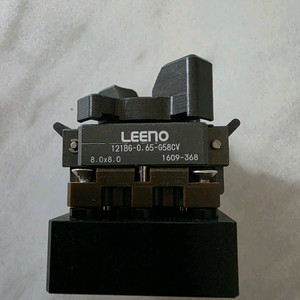 LEENO CHIP TEST SOCKET