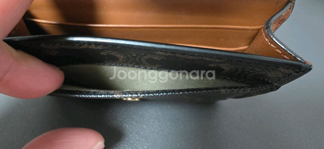 셀린느 트리오페 캔버스 플랩 카드지갑 10I582CPJ--4
