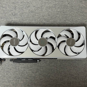 기가바이트 rtx5080 에어로