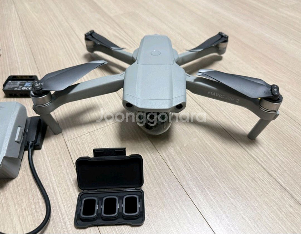 DJI 매빅 에어2 플라이모어콤보--1