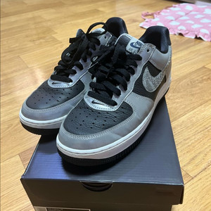 애어포스1 실버 스네이크3m스카치 260사이즈