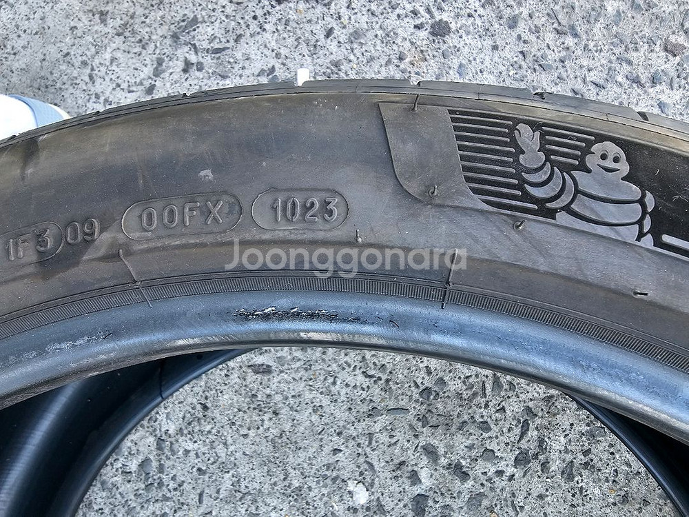 미쉐린 265 40 21 중고타이어 팔아요--2