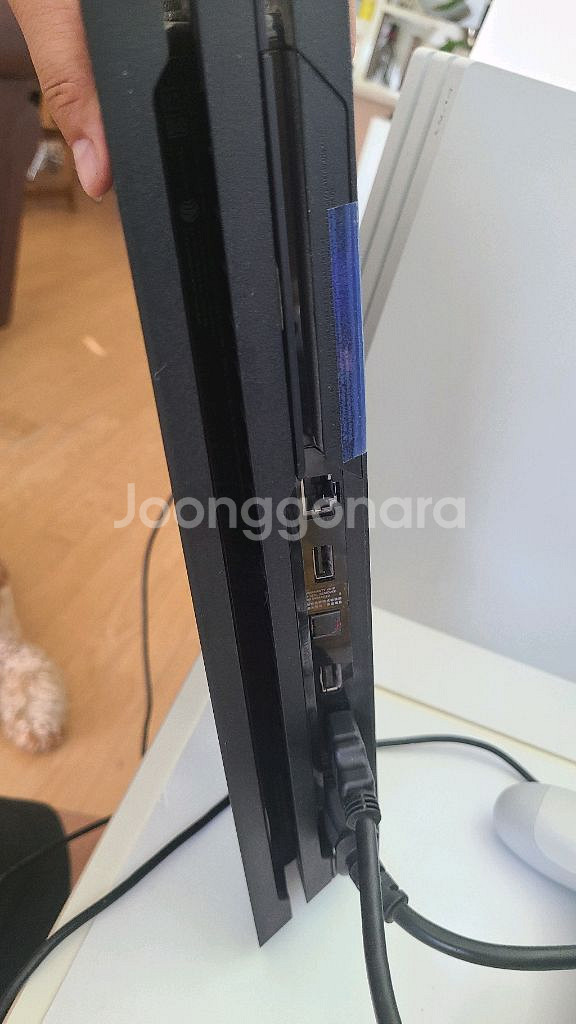 플스4프로 1T 블랙 + 듀얼쇼크 1개 + 라오어1CD--4