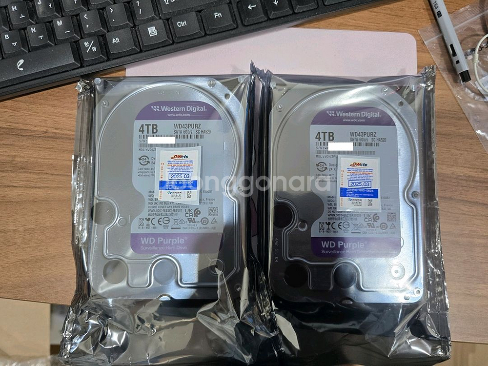wd 퍼플 4tb(wd43purz) 미개봉 새제품--0