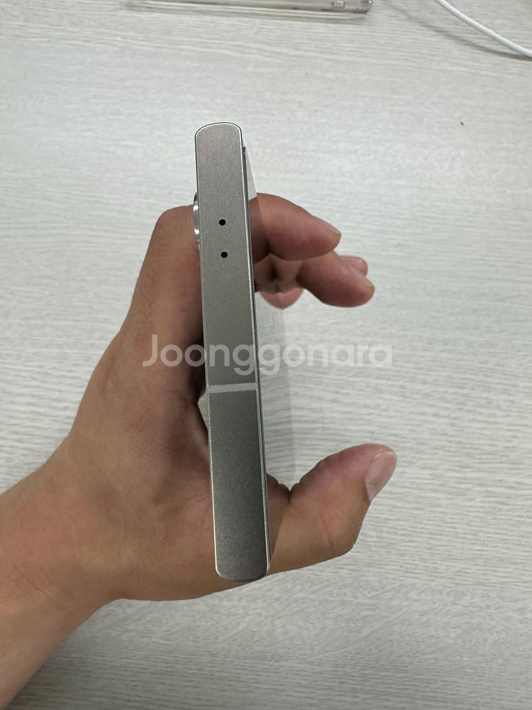 갤럭시s24울트라 256g 티타늄 바이올렛 팔아요--2