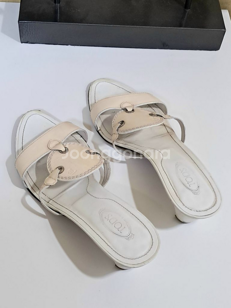 (38)TODS. 토즈 여성 뮬 /토즈 샌들--1