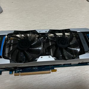 이엠텍 HV GTX670 그래픽 카드