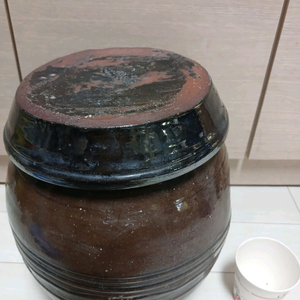 옹기항아리. 뚜껑 세트 일괄