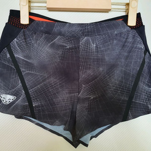 (새상품)다이나핏 여성 숏팬츠