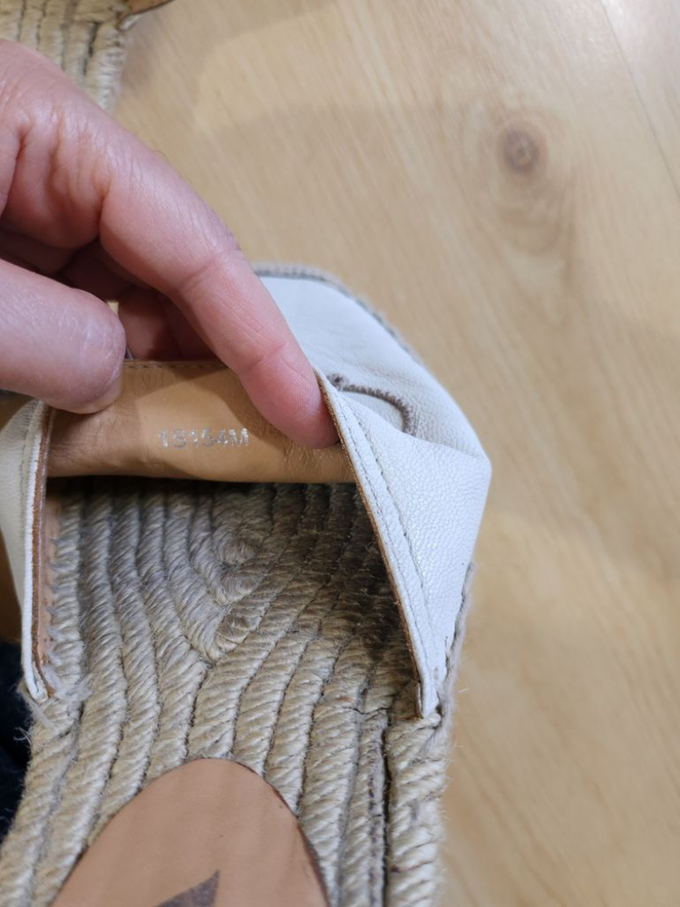 프라다 에스파듀류 뮬슬리퍼--8