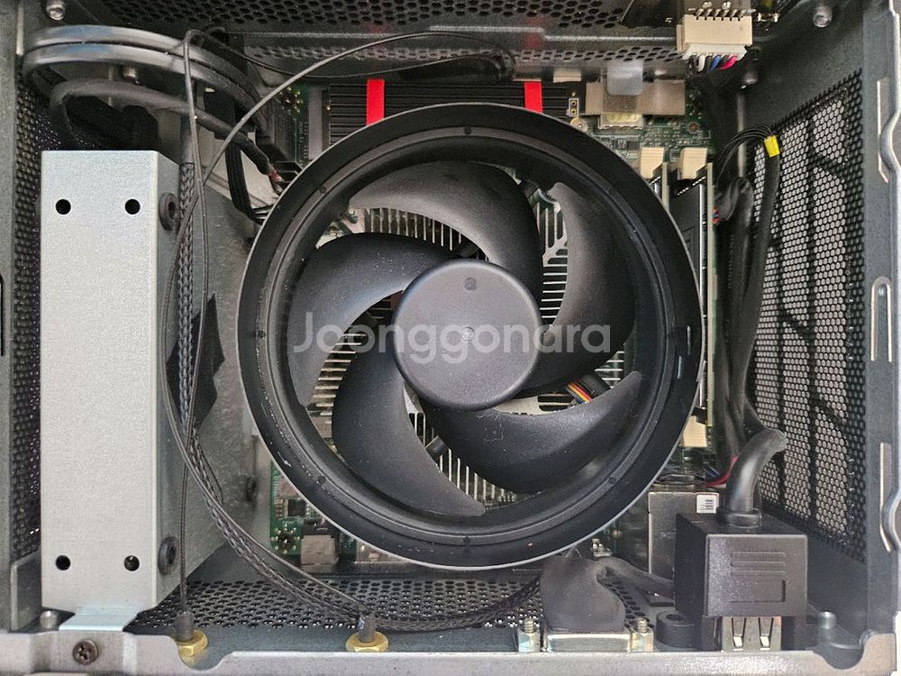 MSI 미니 컴퓨터 라이젠 5700G 팝니다(X300)--7