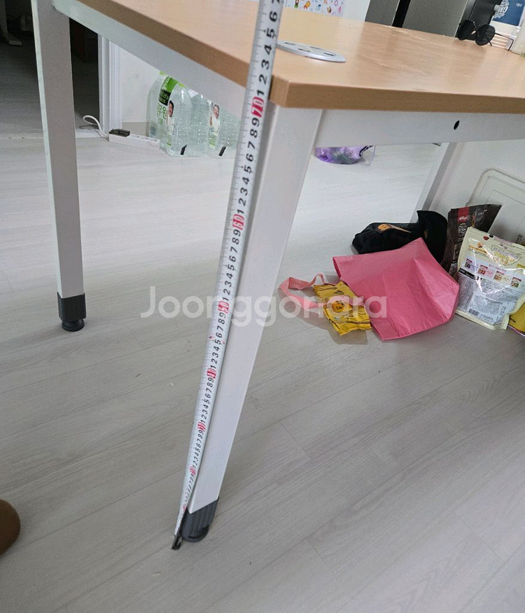 책상 길이 140cm 폭 70cm 나눔--4