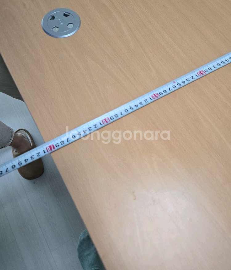 책상 길이 140cm 폭 70cm 나눔--3