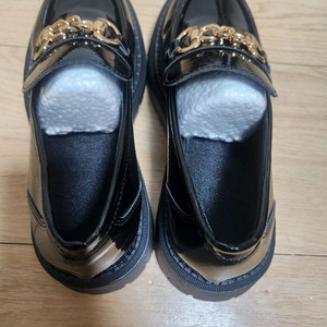 (새상품) 여성 로퍼 235