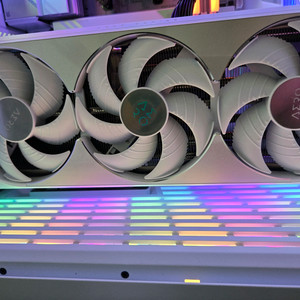 기가바이트 rtx 5080 aero