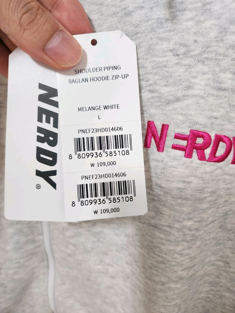 널디(NERDY) 후드 팝니다.--3