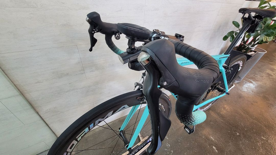 비앙키 스프린트 + 코리마 휠셋--4