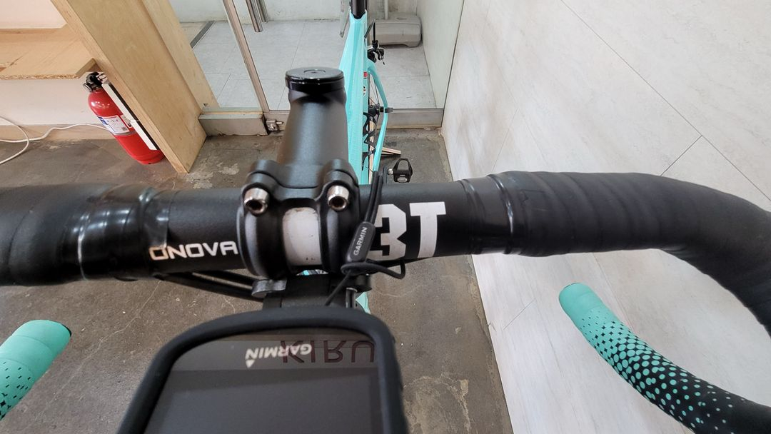 비앙키 스프린트 + 코리마 휠셋--5