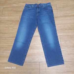 D&G jean Italy 35x100