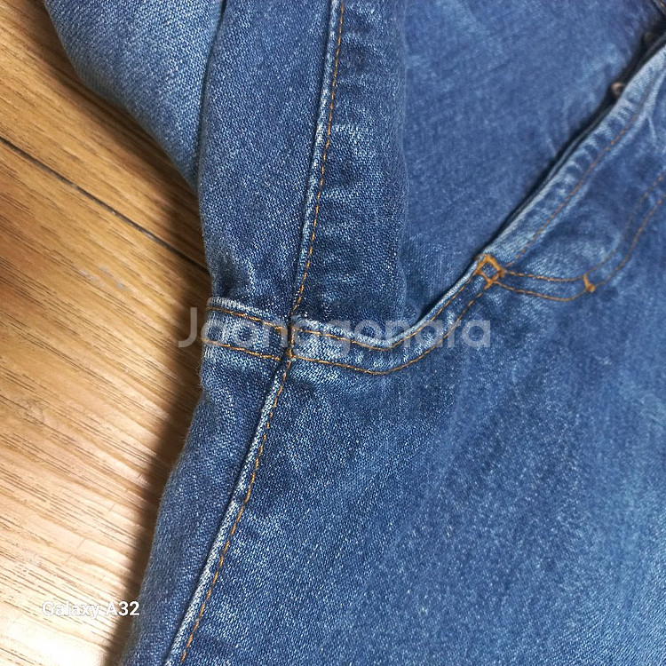 D&G jean Italy 35x100--4