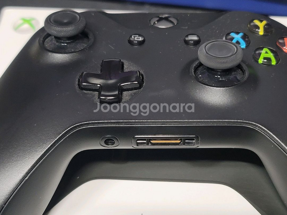XBOX엑스박스 3세대 패드 팝니다 + 부가 필요부속--6