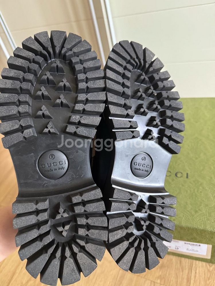 구찌 홀스빗 레더 로퍼 블랙 새상품--4