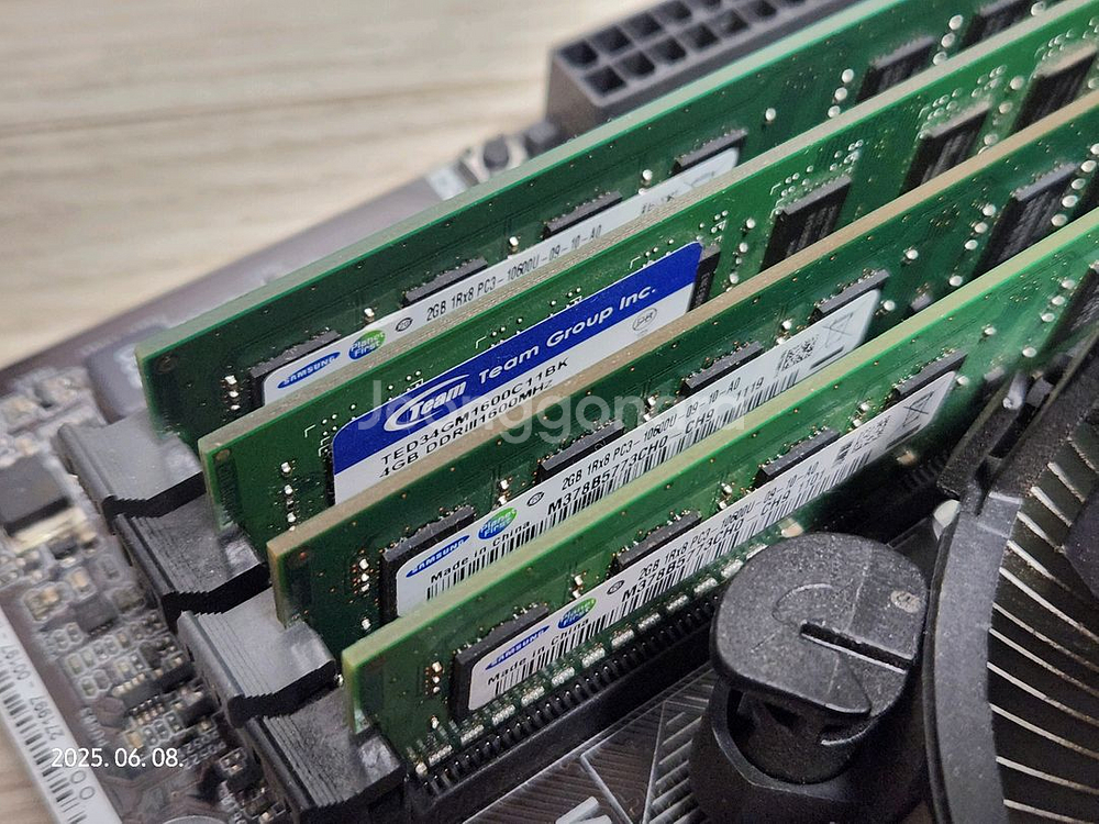 i5-4690, H97 보드, DDR3 10GB--2