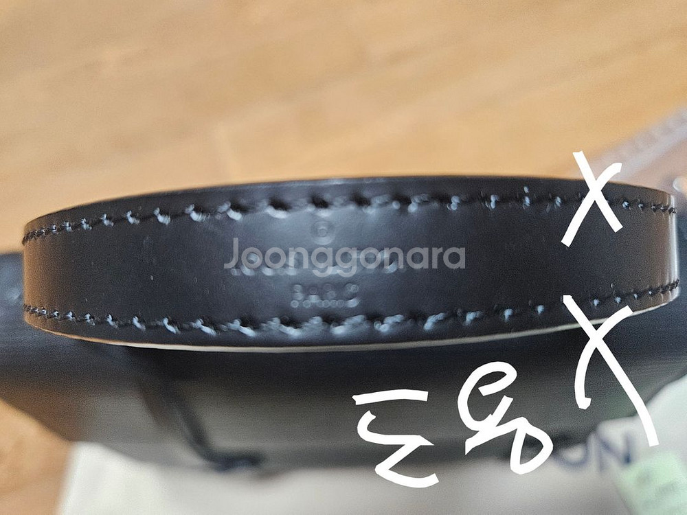 루이비통 클루니 bb 에피 팝니다.--7