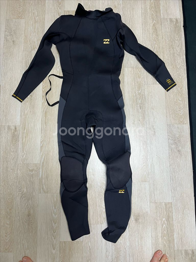 빌라봉 최상급 4/3mm 웻슈트 S사이즈--0